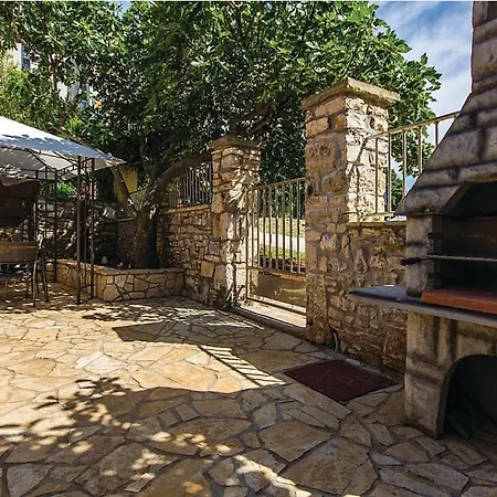 Lägenhet House Carpe Diem Pula